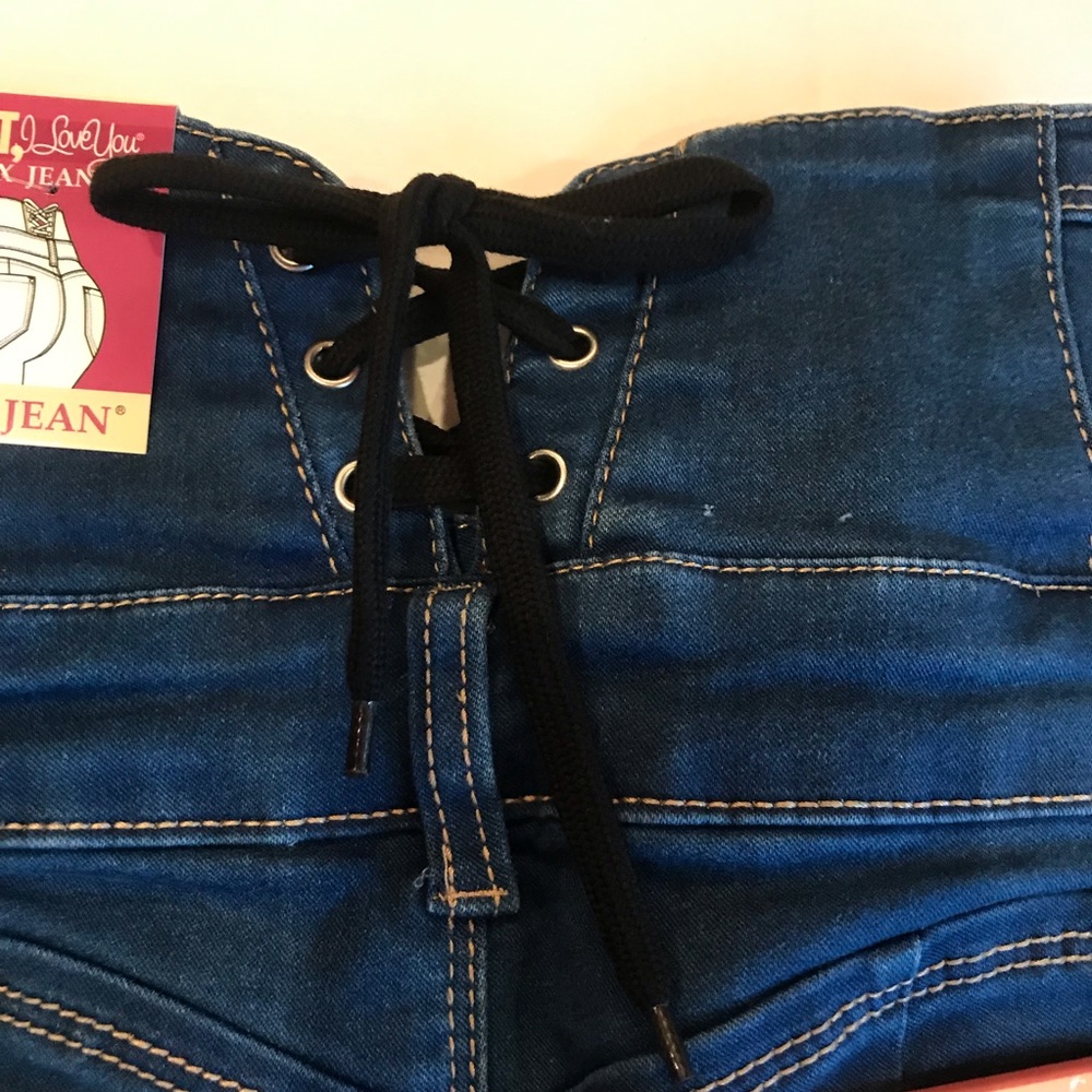 ๐ BUTT LIFTING JEANS - Picture 9 of 9